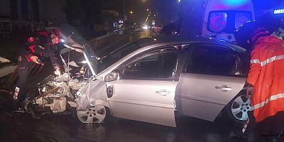 -Kahramanmaraş’ta otomobil refüje çarptı: 2 yaralı
(Fotoğraflı-Görüntülü)
Kahramanmaraş (SHA)- Kahramanmaraş’ta otomobilin refüje çarpması sonucu yaşanan kazada 2 kişi yaralandı. 
Edinilen bilgiye gör
