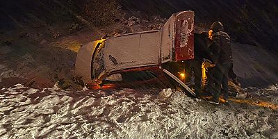 -KAHRAMANMARAŞ’TA OTOMOBİL TAKLA ATTI: 2 YARALI