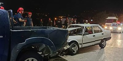 Kahramanmaraş’ta pikap ile otomobilin çarpışması sonucu yaşanan trafik kazasında 4 kişi yaralandı.