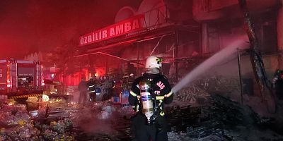KAHRAMANMARAŞ’TA TOPTANCILAR HALİNDE YANGIN