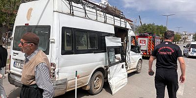 Kahramanmaraş’ta iki aracın çarpışması sonucu yaşanan trafik kazasında 6 kişi yaralandı.