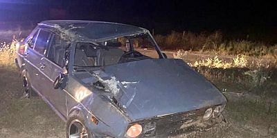 KAHRAMANMARAŞ’TA VİRAJI ALAMAYAN OTOMOBİL TARLAYA UÇTU