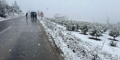 KAHRAMANMARAŞ’TA YOLDAN ÇIKAN OTOMOBİL TAKLA ATTI: 1 YARALI