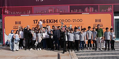 KİTAP FUARI’NDA 6. GÜN; KİTAP AŞKI İLK GÜNKÜ GİBİ!