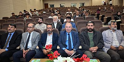 Kahramanmaraş Sütçü İmam Üniversitesi (KSÜ) Sancaktar Öğrenci Topluluğu ile 7 Hilal Kahramanmaraş Şubesi iş birliğinde düzenlenen 