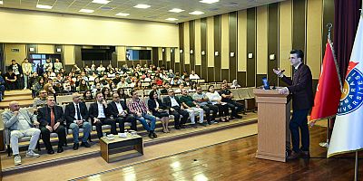 KSÜ’DE KÜRESEL BELİRSİZLİK ORTAMINDA YENİ ORTADOĞU JEOPOLİTİĞİ KONUŞULDU