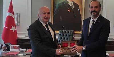 KSÜ REKTÖRÜ YASIM’DAN SAĞLIK BAKAN YARDIMCISINA ZİYARET