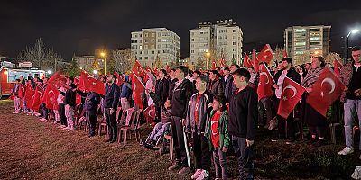 MİLLİ HEYECAN DEV EKRANDA YAŞANDI; DÜNYA KUPASI BİLETİ COŞKUYLA KUTLANDI