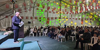 NURULLAH GENÇ, RAMAZAN AKŞAMINI ŞİİRLERİYLE SÜSLEDİ