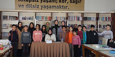 Büyükşehir Belediyesinin düzenlediği Kütüphane Söyleşileri’nde okurlar