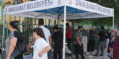 ONİKİŞUBAT BELEDİYESİ, LGS’YE GİREN ÖĞRENCİLERİN VE AİLELERİNİN SINAV HEYECANINA ORTAK OLDU