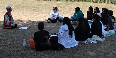 ONİKİŞUBAT BELEDİYESİ’NDEN 28 GENÇ KIZA ANLAMLI GEZİ PROGRAMI