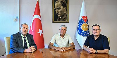 PAZARCIK MESLEK YÜKSEKOKULU MÜDÜRLÜĞÜNE DR. ÖĞR. ÜYESİ SELAHATTİN ÖZBERK ATANDI
