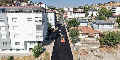 PAZARCIK’TA YOLLAR BÜYÜKŞEHİR’LE YENİLENİYOR