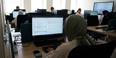 Kahramanmaraş Büyükşehir Belediyesinin Pusula Maraş Bilişim Akademisi