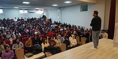 PUSULA MARAŞ’TAN GENÇLERE SINAV YOLCULUĞUNDA DESTEK; GRİ KOÇ BU KEZ PAZARCIK’TA