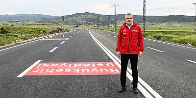ŞEHİR TARİHİNİN EN BÜYÜK ASFALT SEFERBERLİĞİ TÜM HIZIYLA SÜRÜYOR