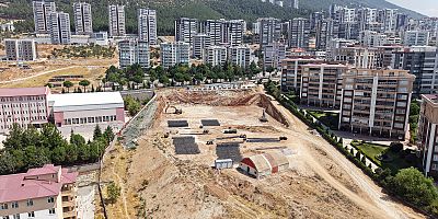 ŞEHRİN YENİ GENÇLİK VE SPOR MERKEZİNDE İLK KAZMA VURULDU