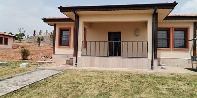 TÜRKOĞLU'NDA KONUTLAR HIZLA YÜKSELİYOR