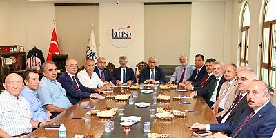 TUSAŞ Yönetim Kurulu Başkanı Ömer Cihad Vardan ve beraberindeki heyet