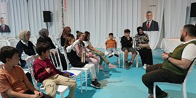 Kahramanmaraş’ın kültür takvimine damga vuran 10. Uluslararası Kitap Fuarı’nda söyleşi programında okurlarıyla buluşan usta kalemler Ali Ural ve Melih Tuğtağ