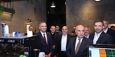 VAHİT KİRİŞCİ’DEN ONİKİŞUBAT BELEDİYESİ’NİN YENİ MARKASI KAHVEON2’YE TAM NOT